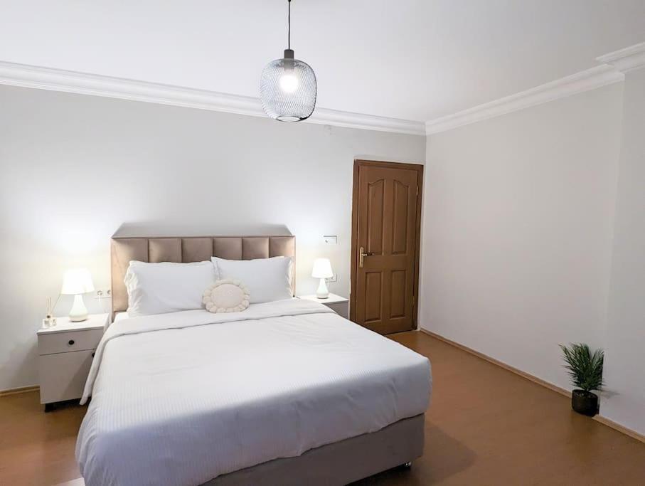 Superb & Elegant 3-bedroom Apt, Osmanbey Appartement *